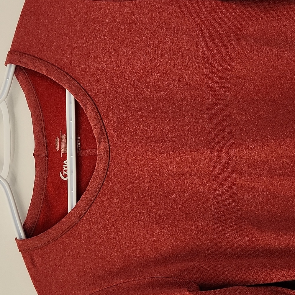 Zyia red fitted Activewear long sleeve shirt size S - Picture 2 of 6